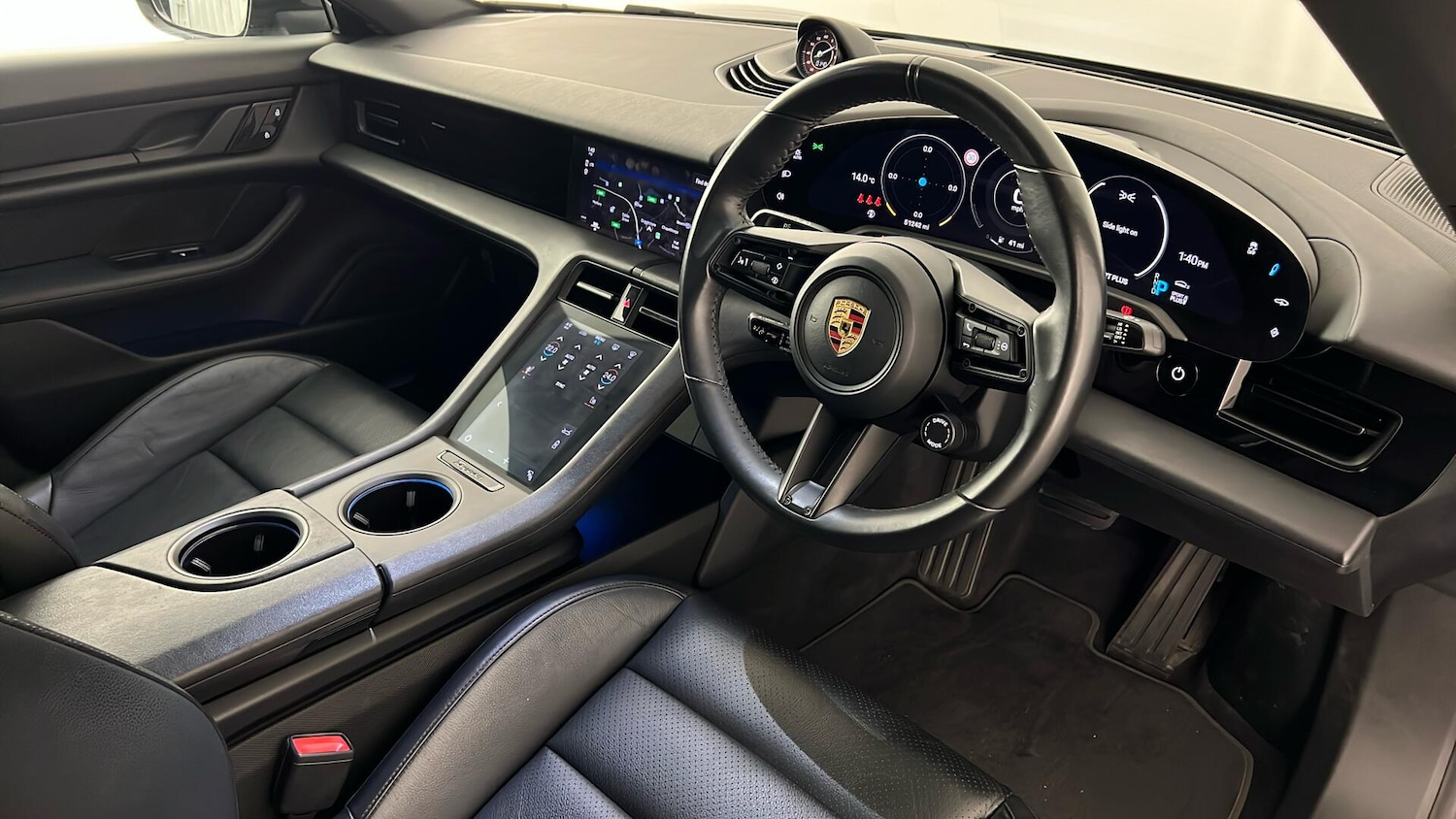 Used Porsche Taycan 2020 for sale - 76575065: Photo 5