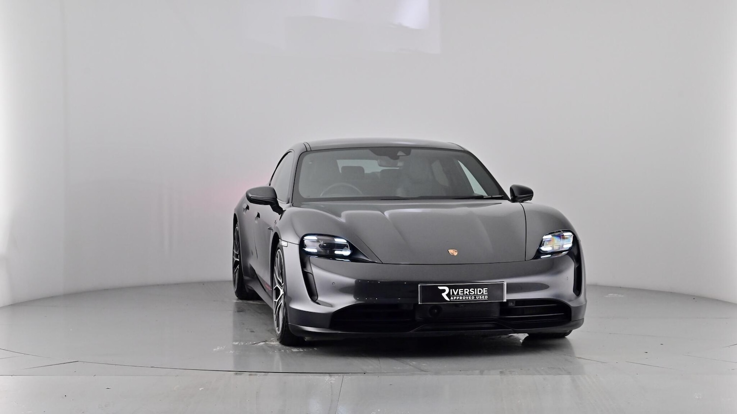 Used Porsche Taycan 2020 for sale - 76575065: Photo 60