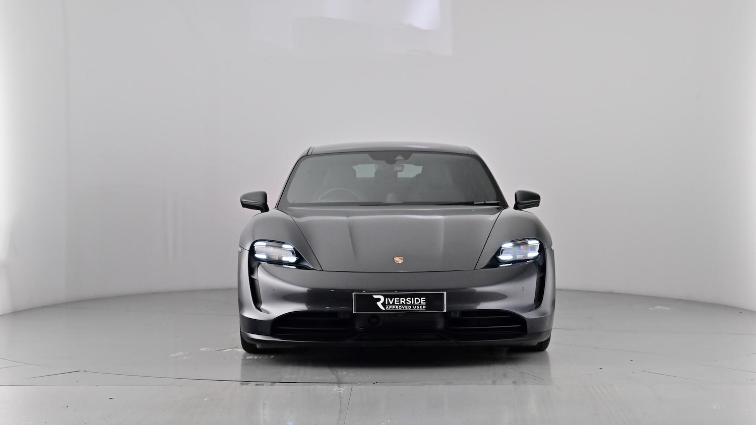 Used Porsche Taycan 2020 for sale - 76575065: Photo 61