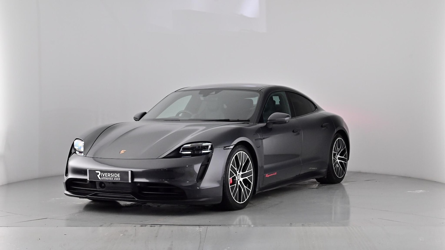 Used Porsche Taycan 2020 for sale - 76575065: Photo 64