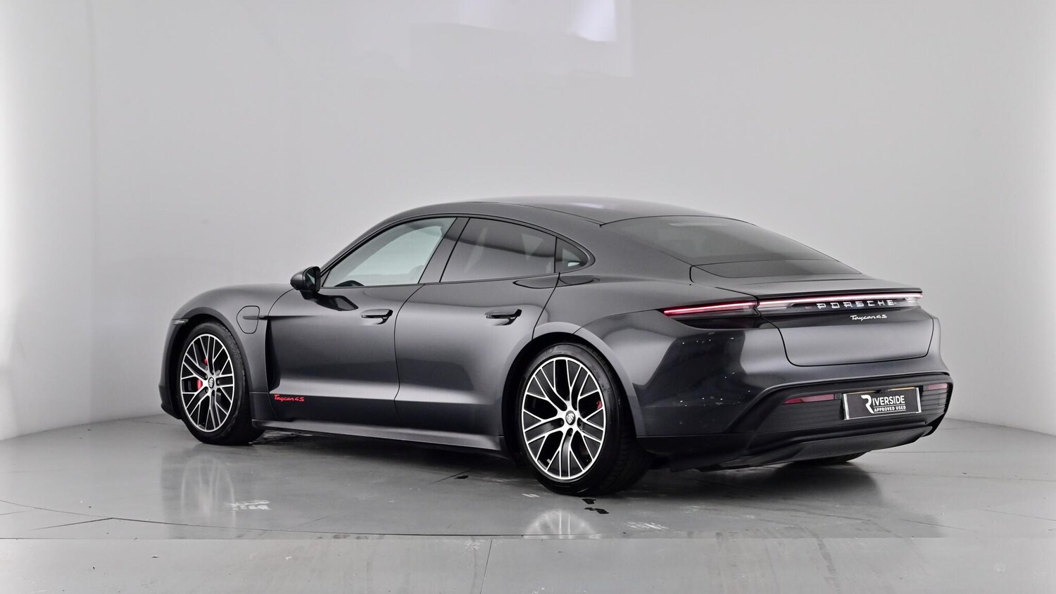 Used Porsche Taycan 2020 for sale - 76575065: Photo 75