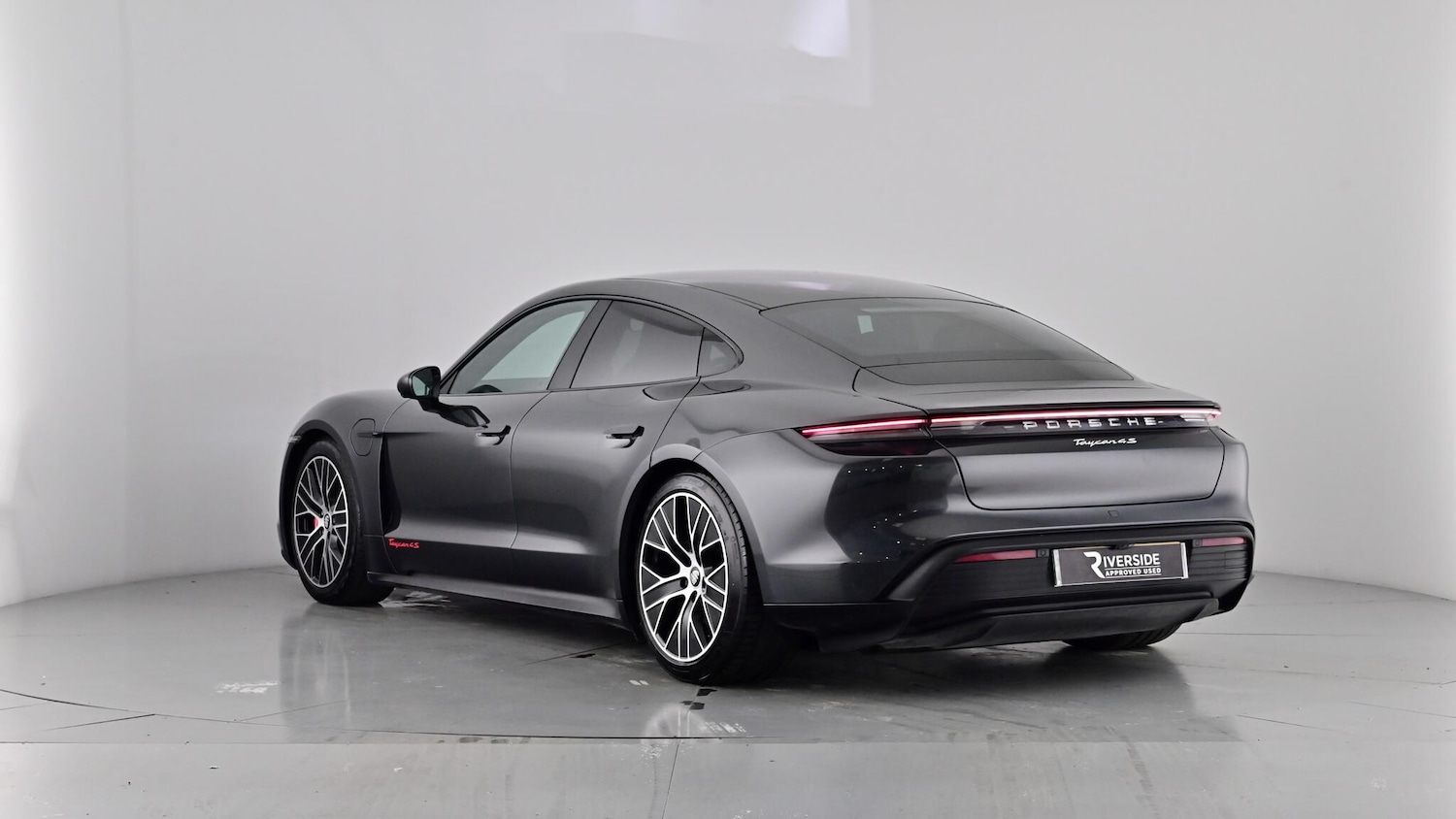 Used Porsche Taycan 2020 for sale - 76575065: Photo 76