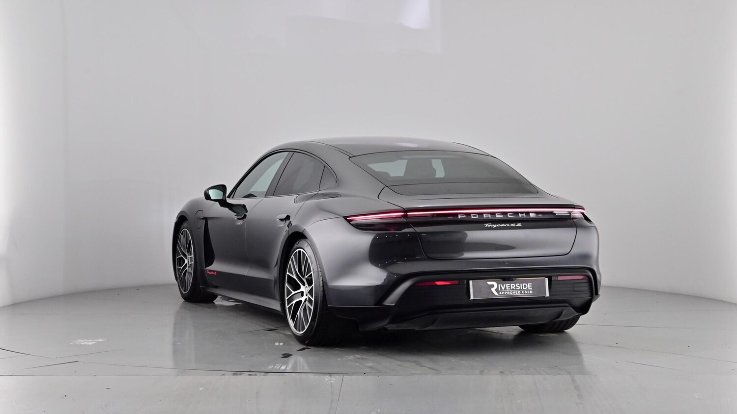 Used Porsche Taycan 2020 for sale - 76575065: Photo 77