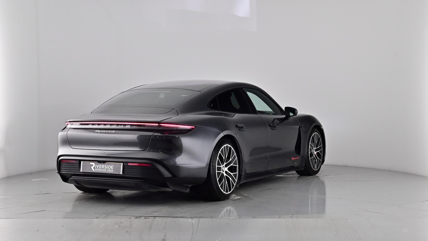 Used Porsche Taycan 2020 for sale - 76575065: Photo 82