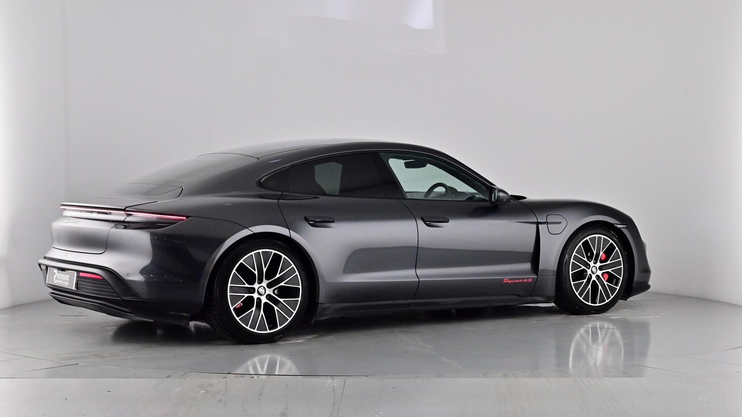 Used Porsche Taycan 2020 for sale - 76575065: Photo 85