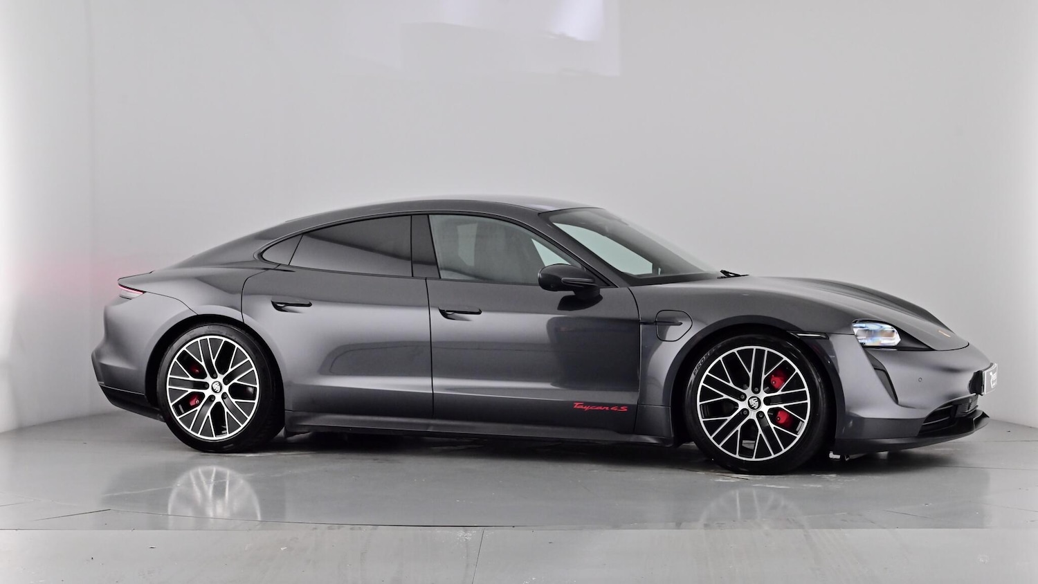 Used Porsche Taycan 2020 for sale - 76575065: Photo 90