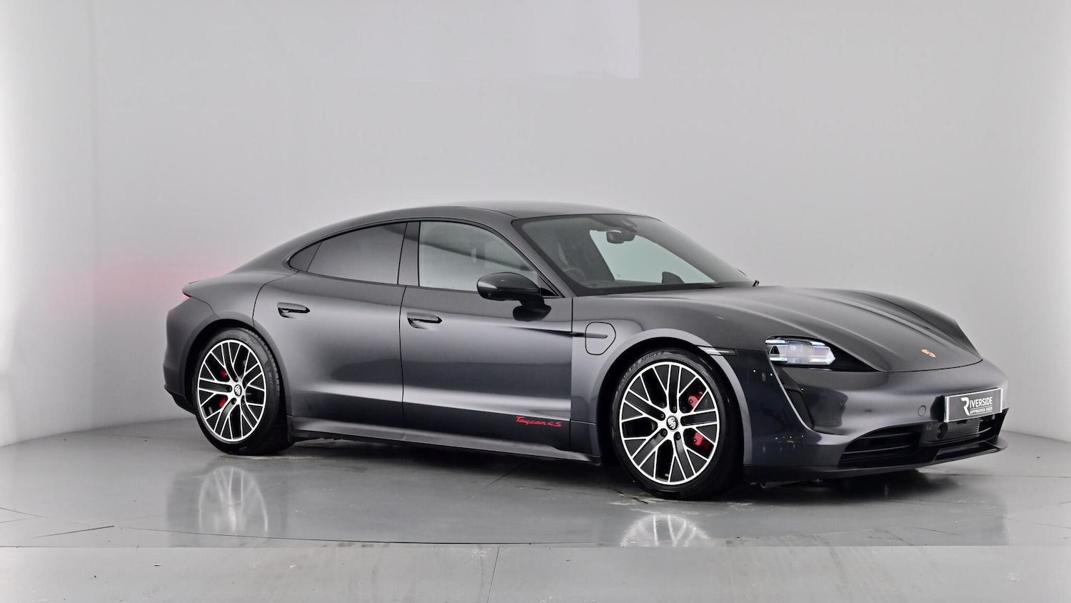 Used Porsche Taycan 2020 for sale - 76575065: Photo 92