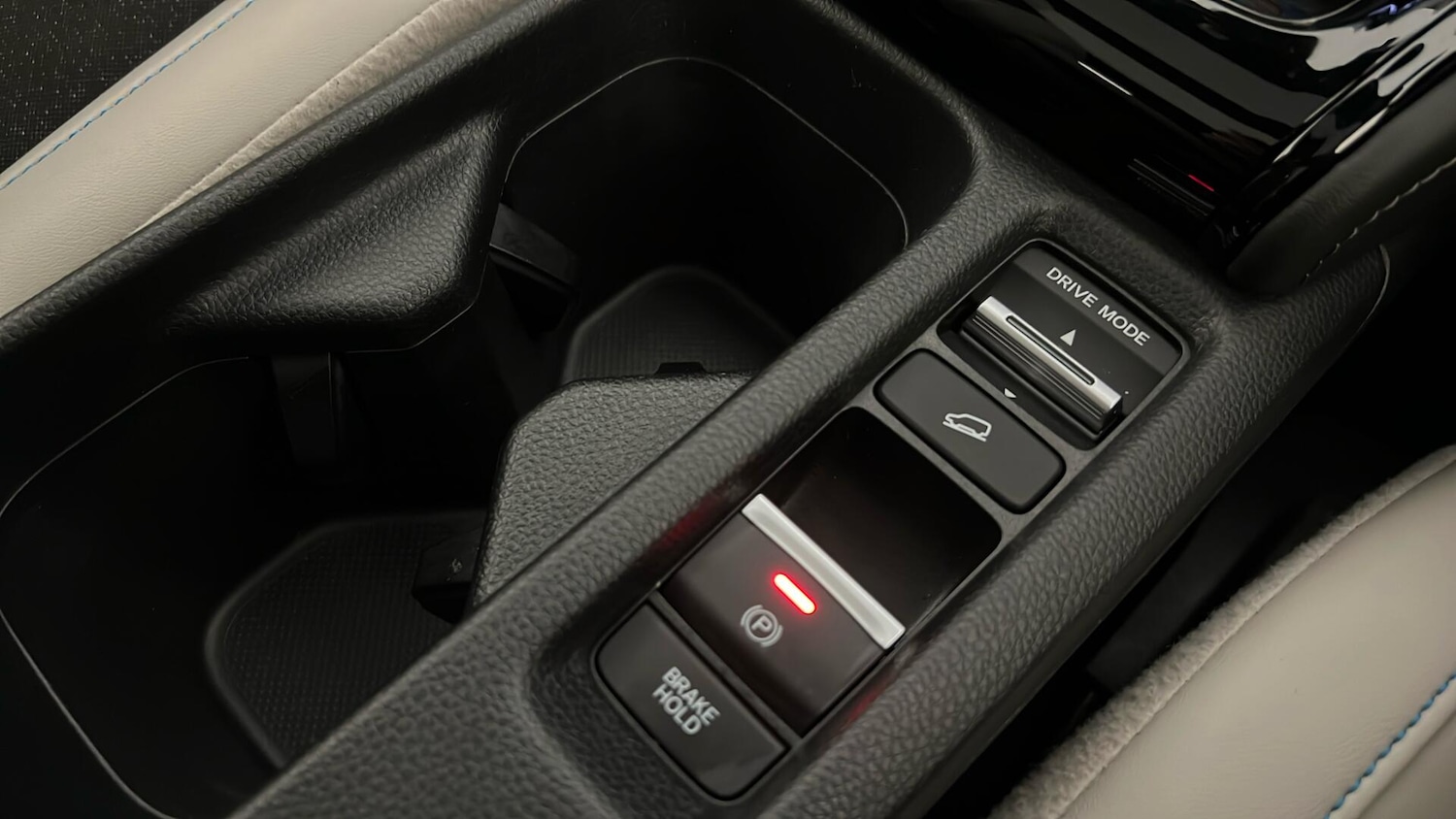 Used Honda HR-V 2025 for sale - 77293477: Photo 40