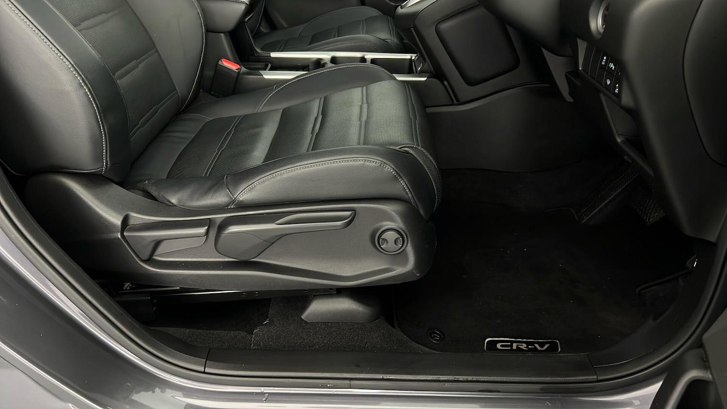 Used Honda CR-V 2021 for sale - 76881743: Photo 32