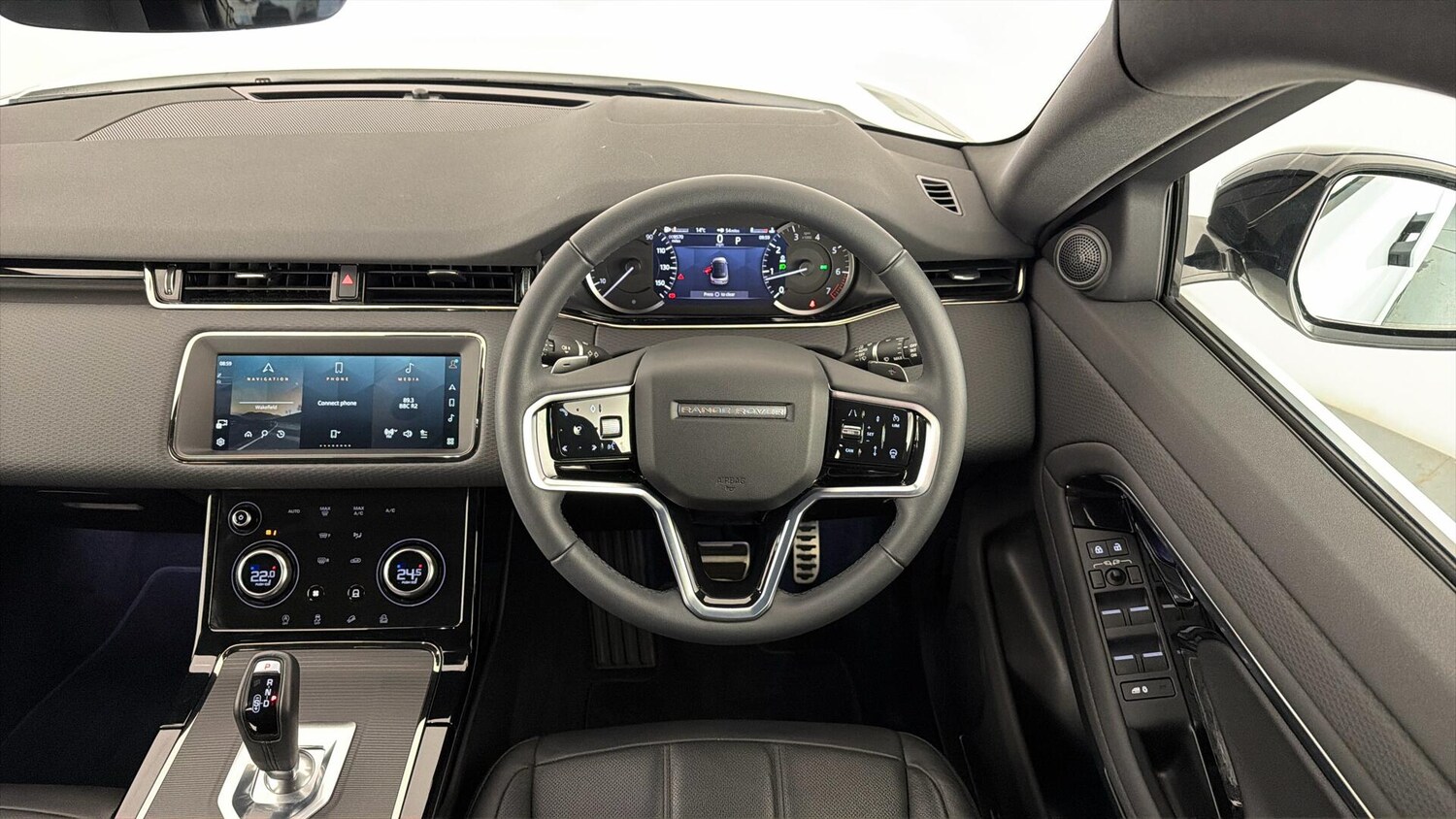 Used Land Rover Range Rover Evoque 2023 for sale - 77927329: Photo 10