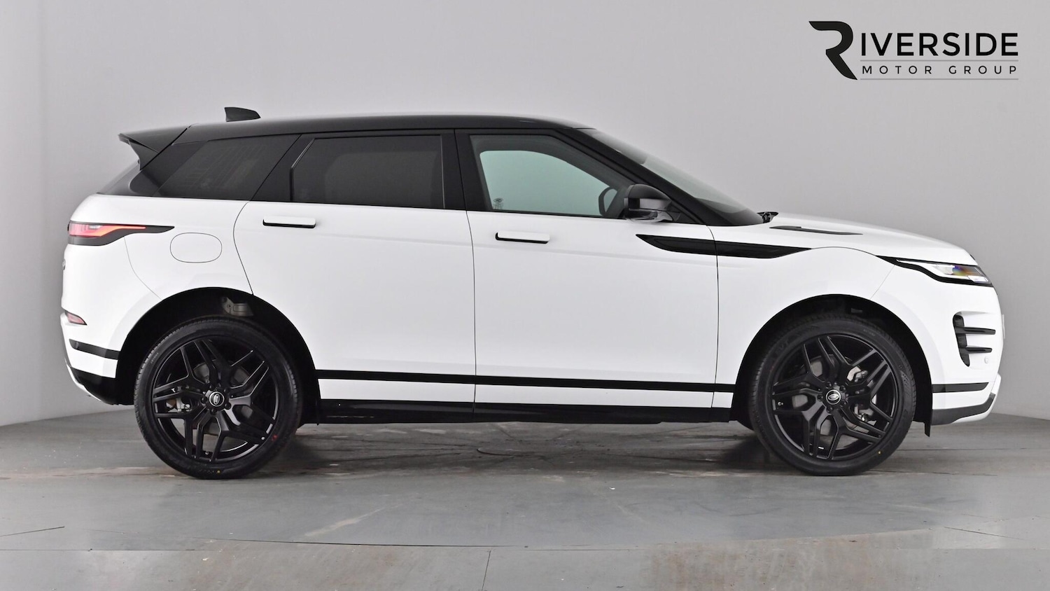 Used Land Rover Range Rover Evoque 2023 for sale - 77927329: Photo 2