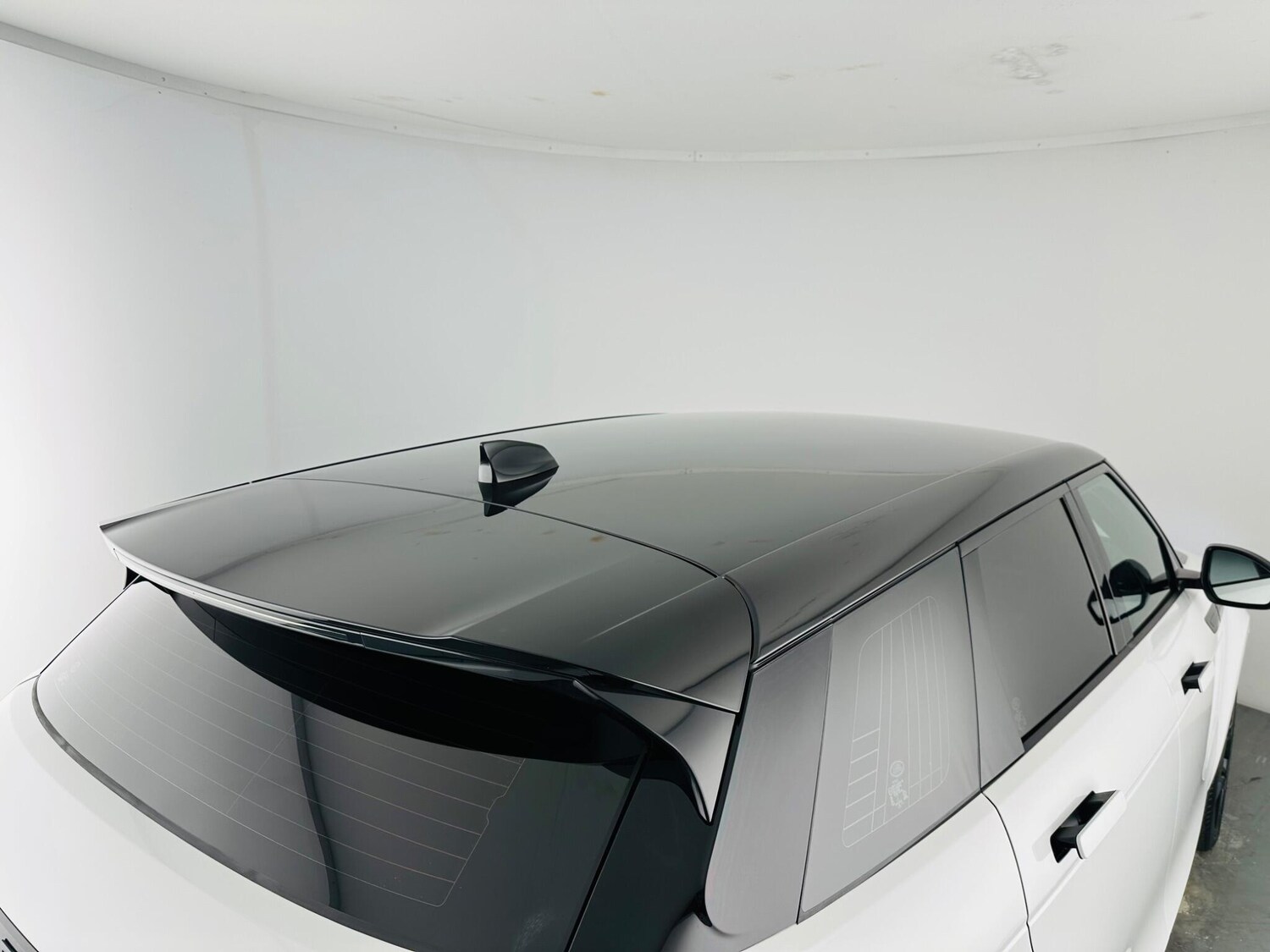 Used Land Rover Range Rover Evoque 2023 for sale - 77927329: Photo 37