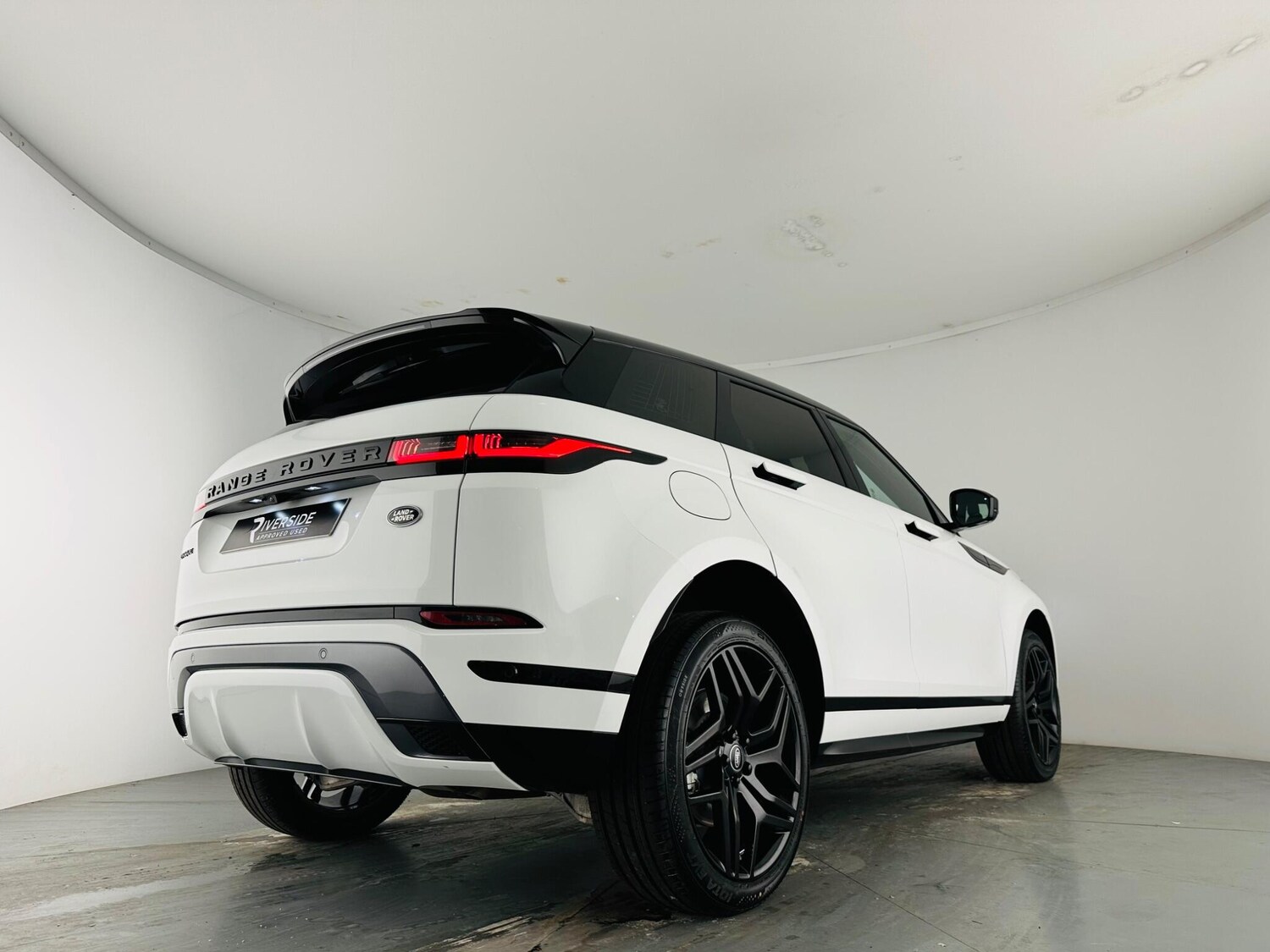 Used Land Rover Range Rover Evoque 2023 for sale - 77927329: Photo 9