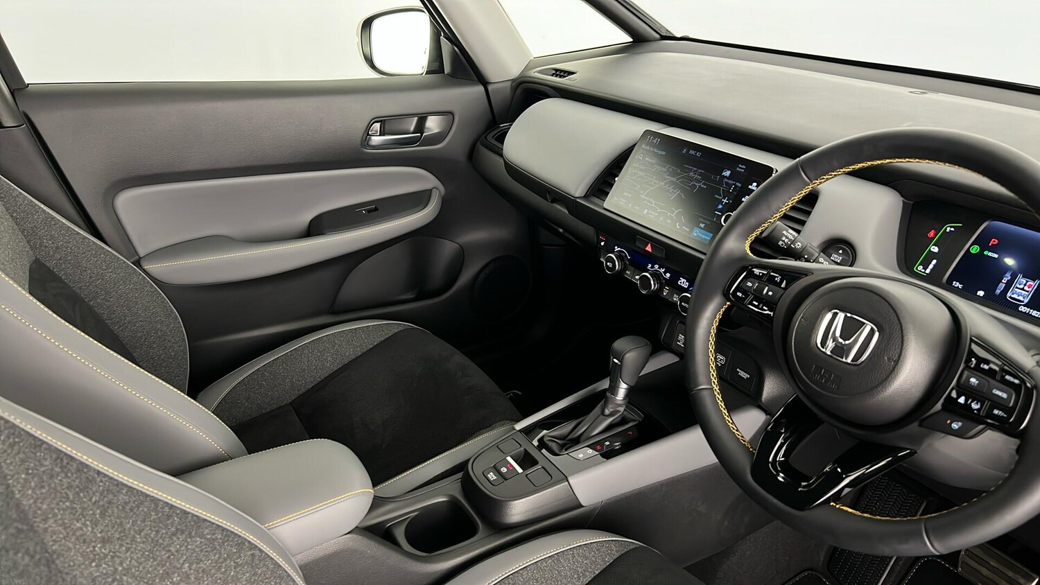 Used Honda Jazz 2023 for sale - 76881740: Photo 34