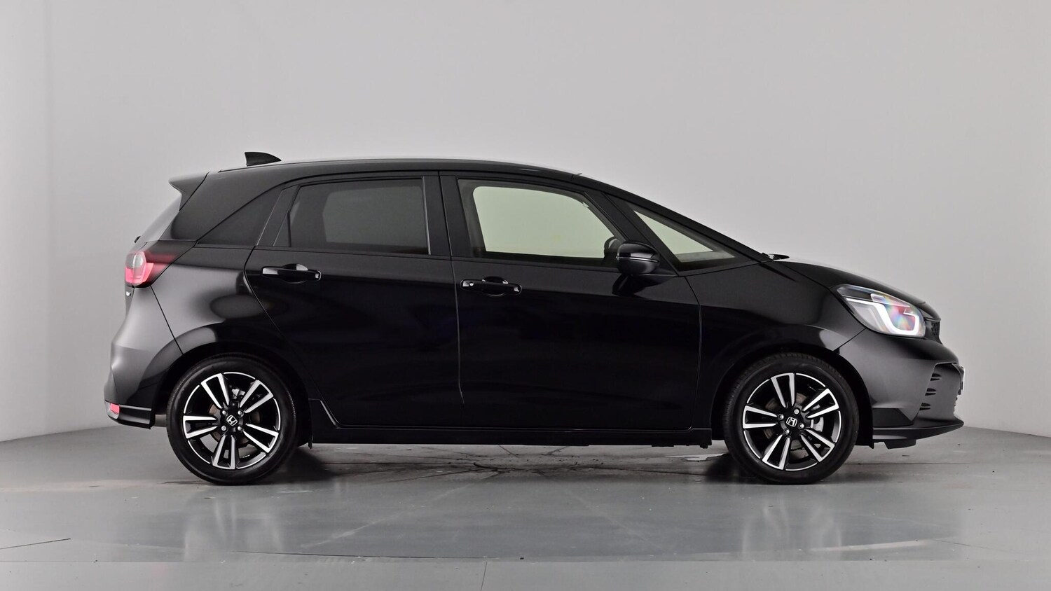 Used Honda Jazz 2023 for sale - 76881740: Photo 77