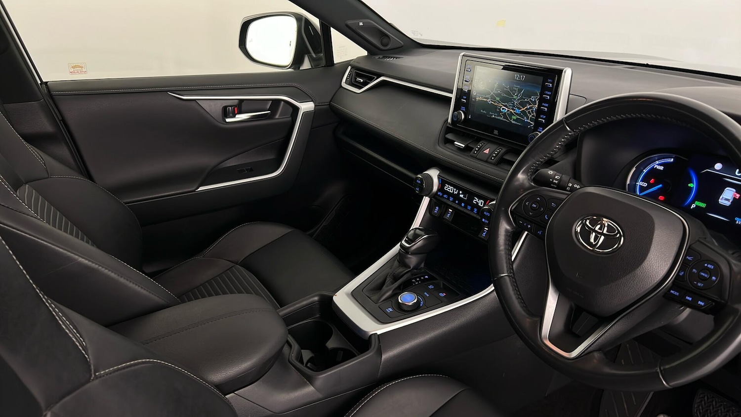 Used Toyota RAV4 2021 for sale - 76640211: Photo 34