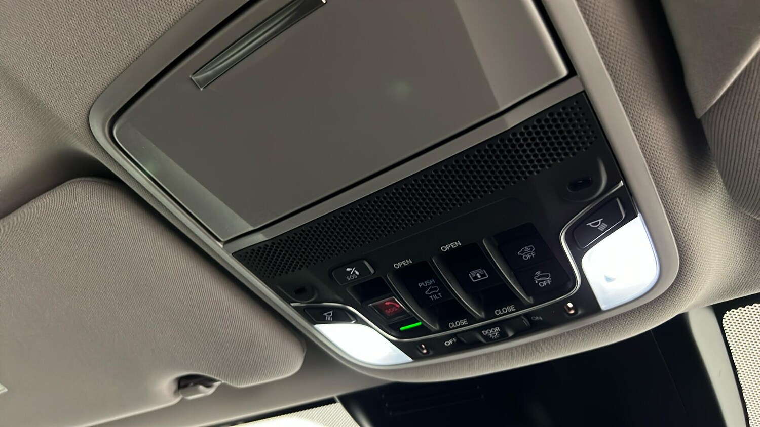 Used Honda CR-V 2023 for sale - 76203583: Photo 40