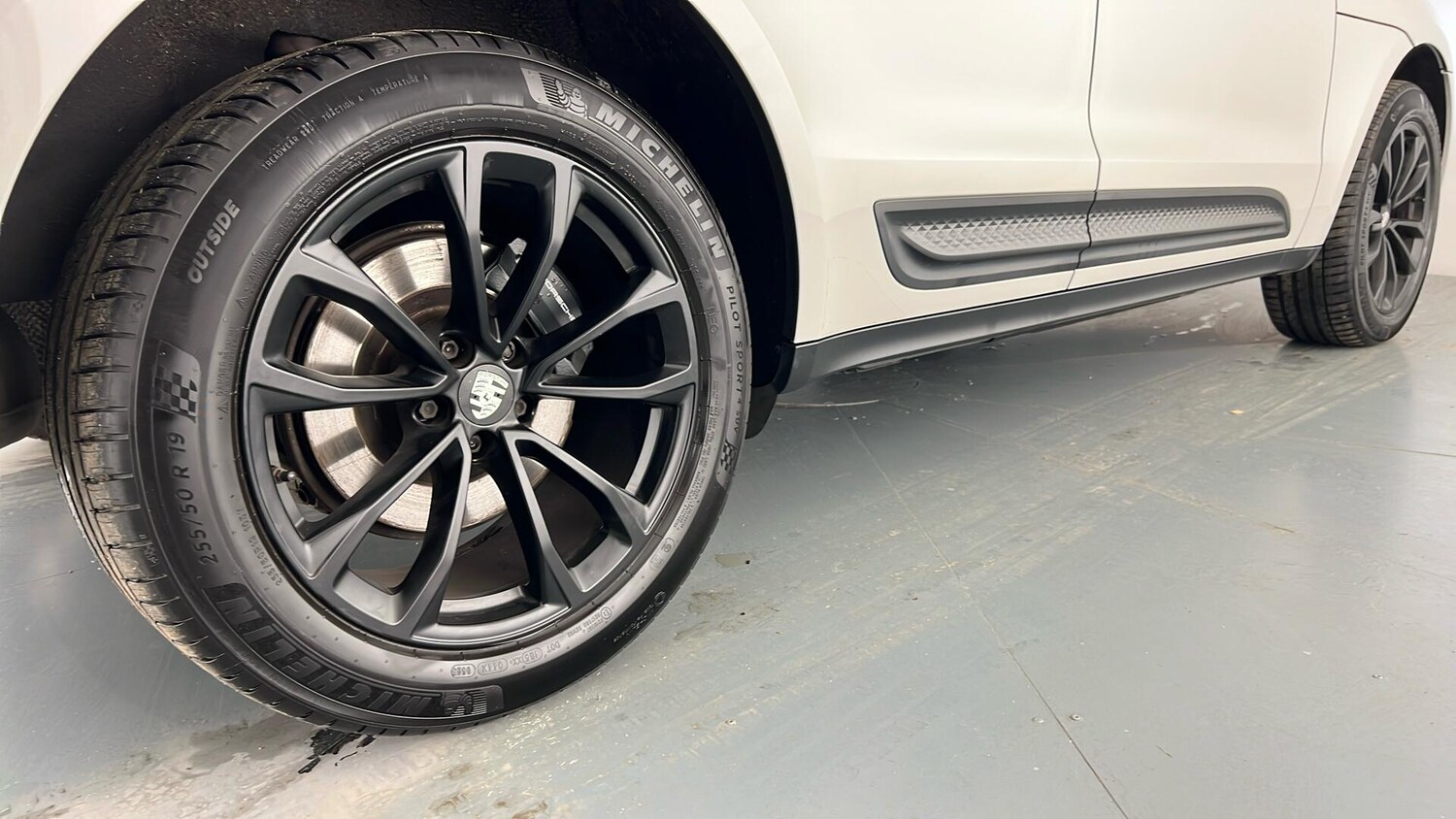 Used Porsche Macan 2022 for sale - 76788143: Photo 35