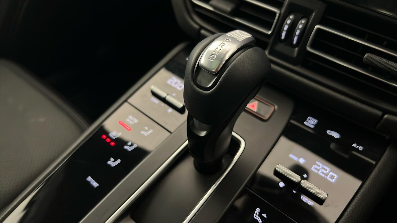 Used Porsche Macan 2022 for sale - 76788143: Photo 36