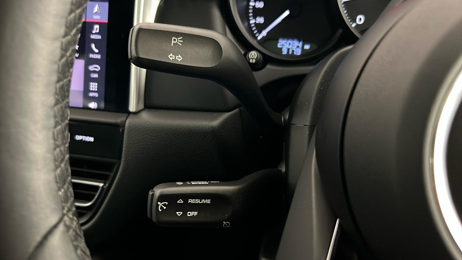 Used Porsche Macan 2022 for sale - 76788143: Photo 49