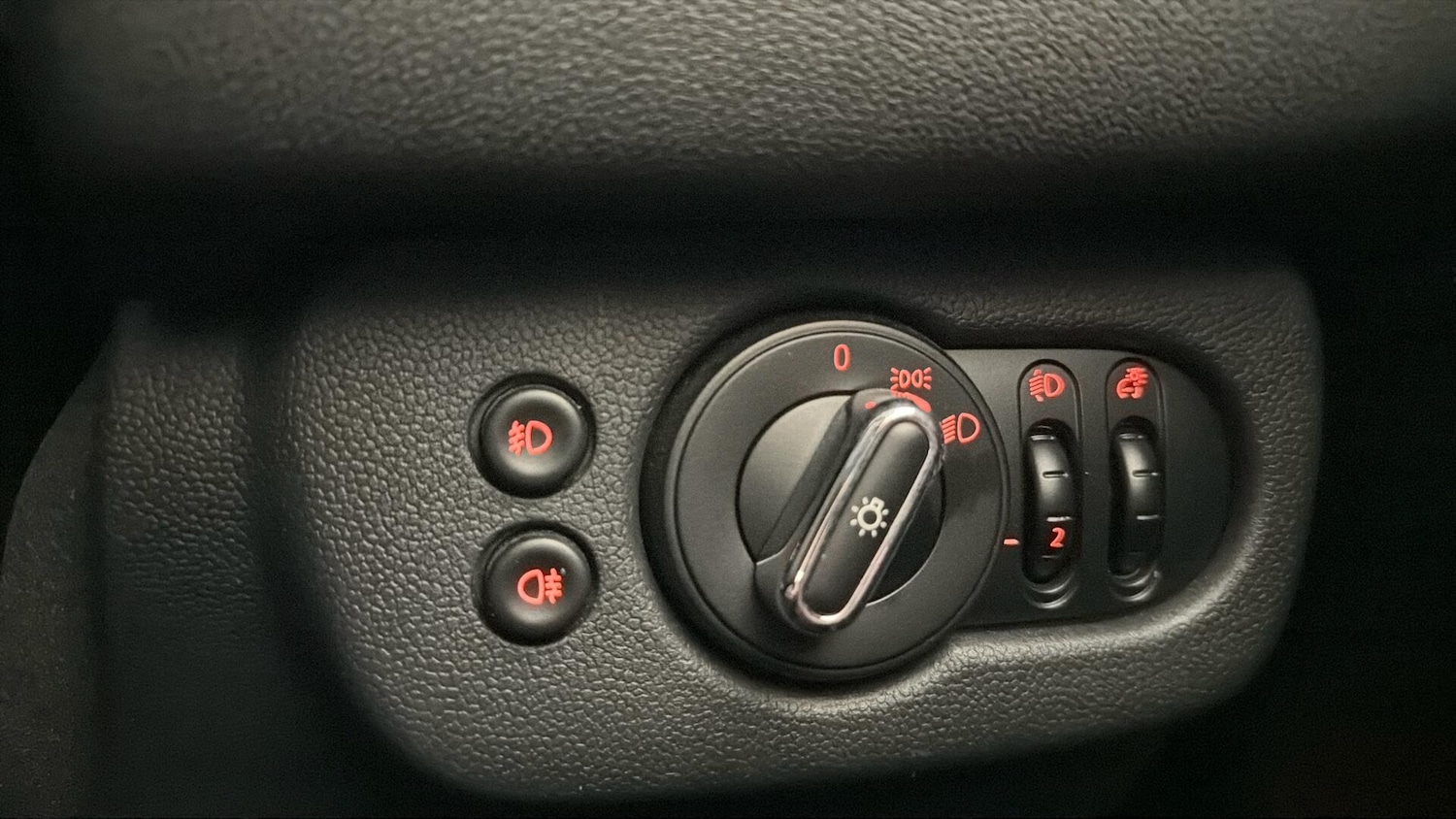 Used MINI Clubman 2017 for sale - 78198943: Photo 32