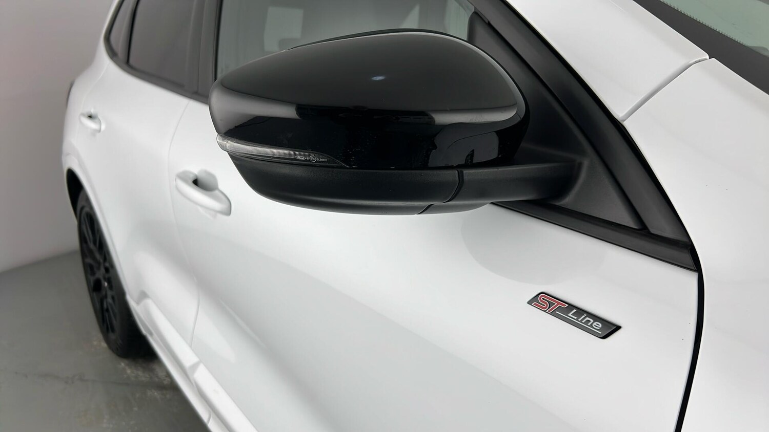 Used Ford Kuga 2023 for sale - 76475187: Photo 26