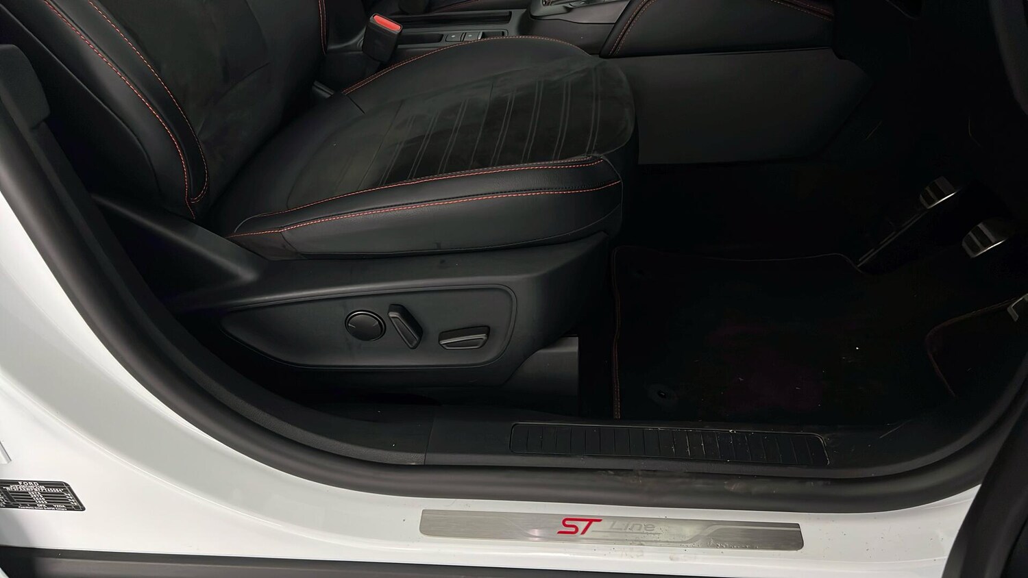 Used Ford Kuga 2023 for sale - 76475187: Photo 32