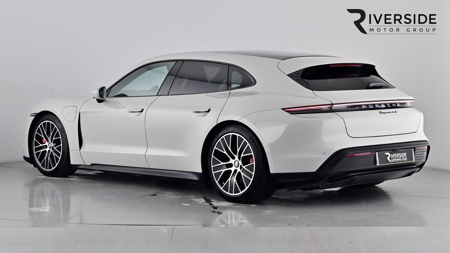 Used Porsche Taycan 2022 for sale - 76563767: Photo 4