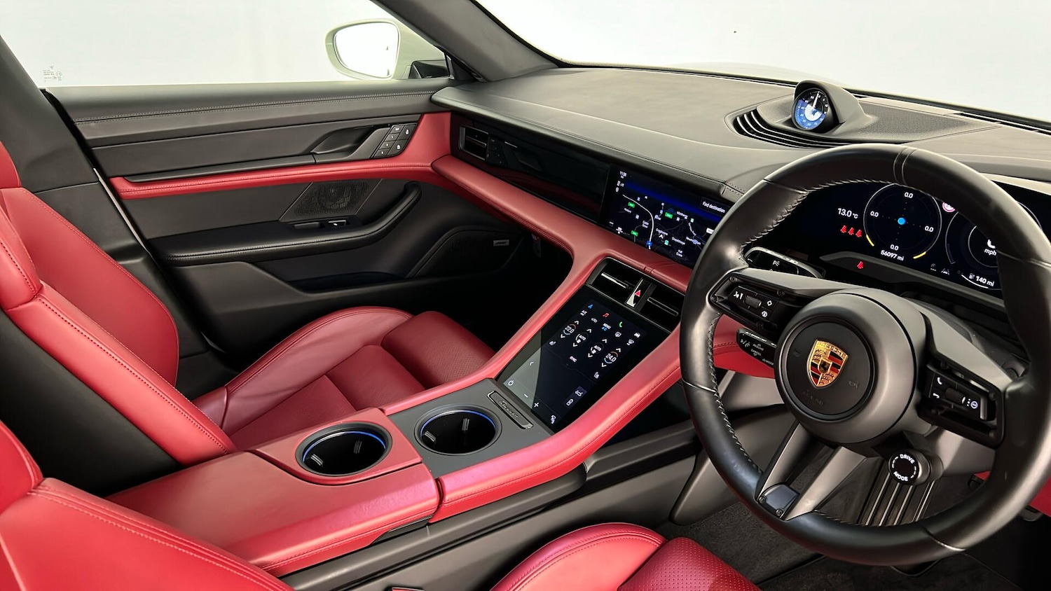 Used Porsche Taycan 2022 for sale - 76563767: Photo 42