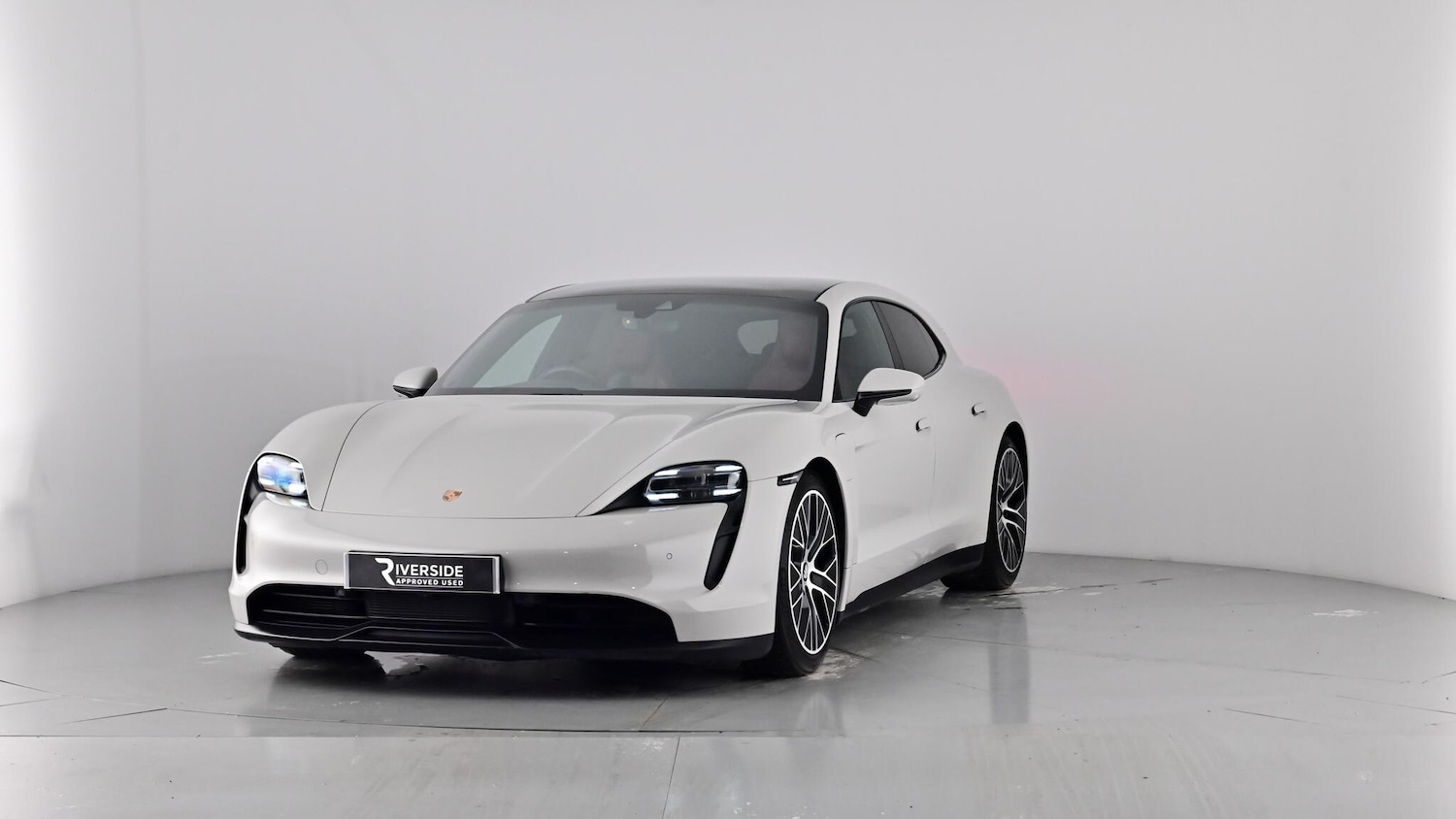 Used Porsche Taycan 2022 for sale - 76563767: Photo 65