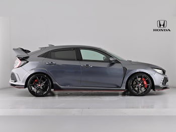 Used Honda Civic 2018 for sale - 79381244: Photo