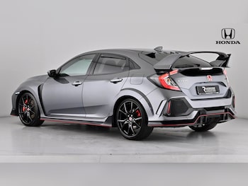 Used Honda Civic 2018 for sale - 79381244: Photo