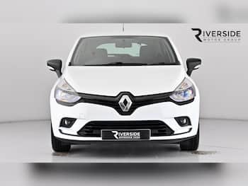 Used Renault Clio 2018 for sale - 79633822: Photo