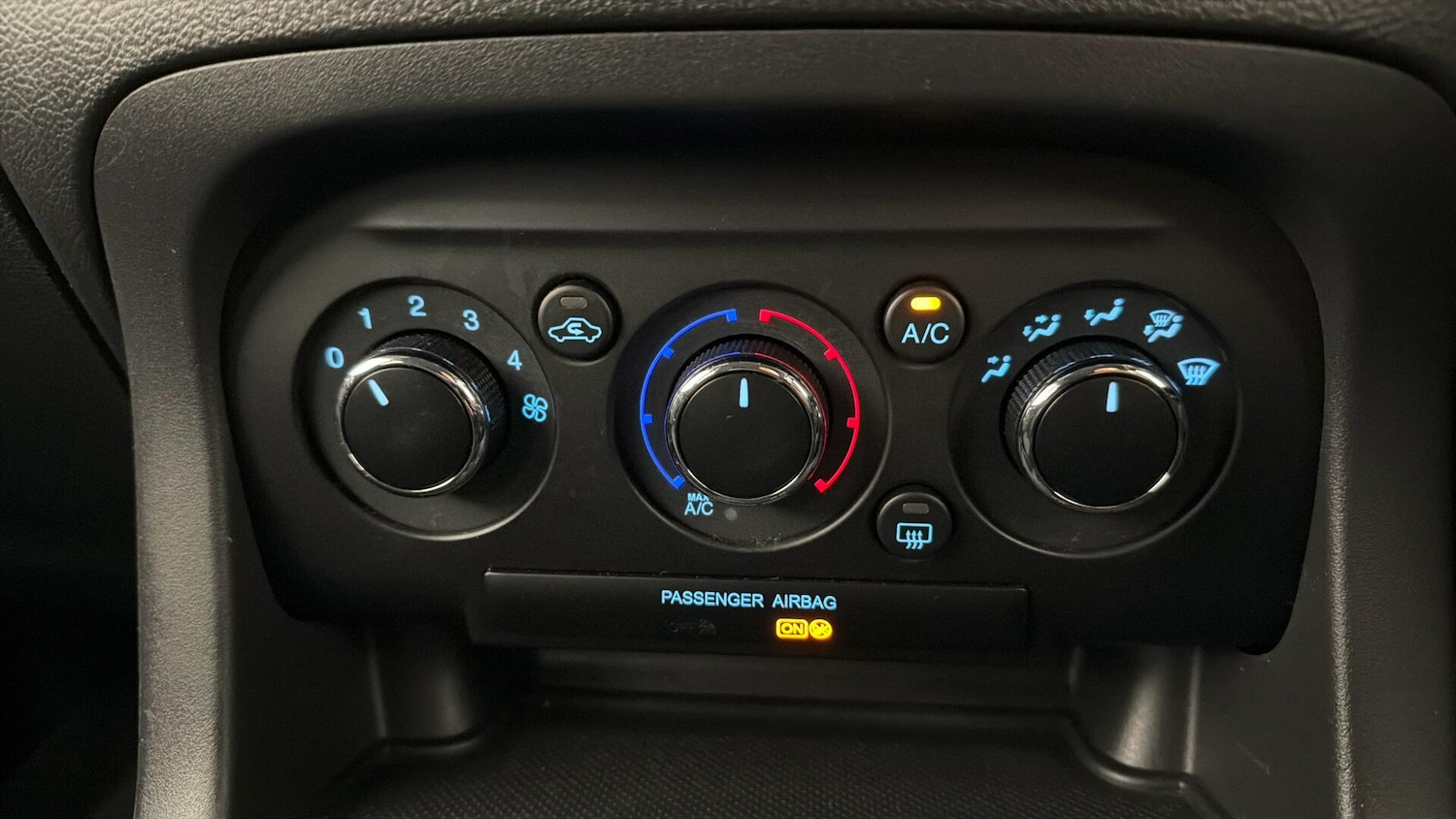 Used Ford Ka+ 2018 for sale - 77762778: Photo 20