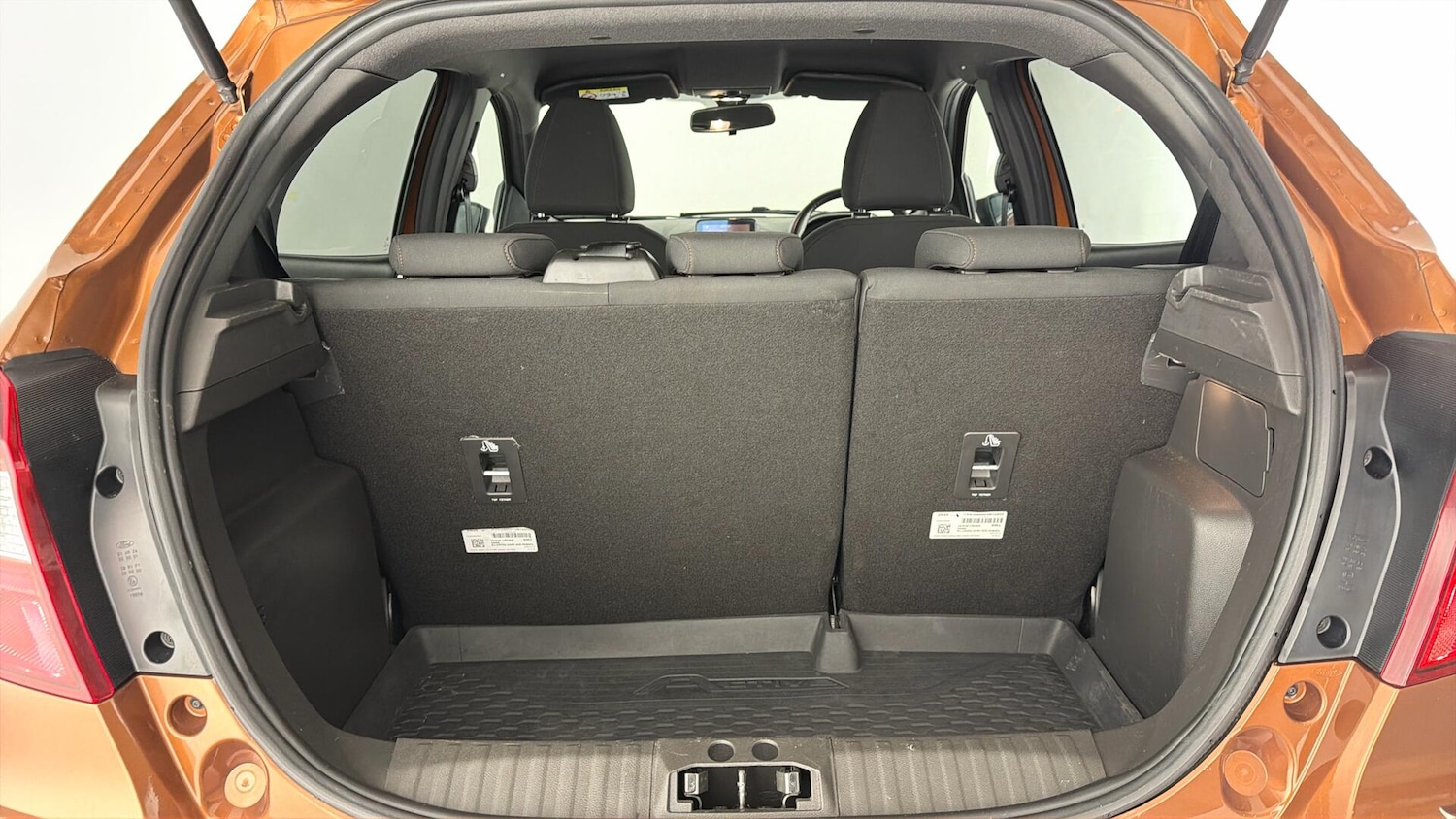 Used Ford Ka+ 2018 for sale - 77762778: Photo 30