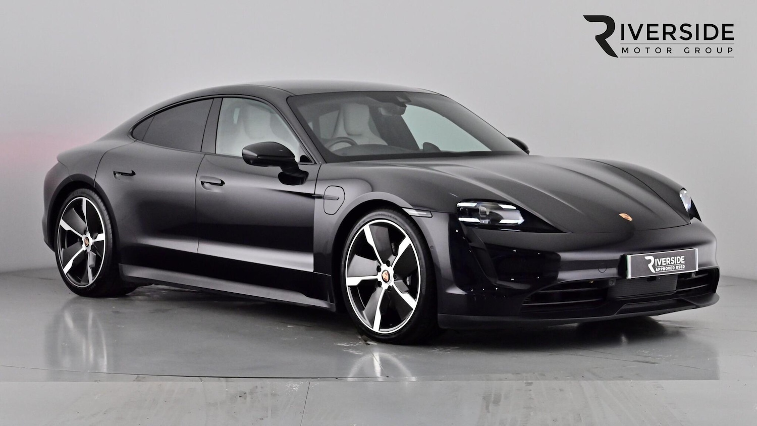 Used Porsche Taycan 2021 for sale - 76487191: Photo 1