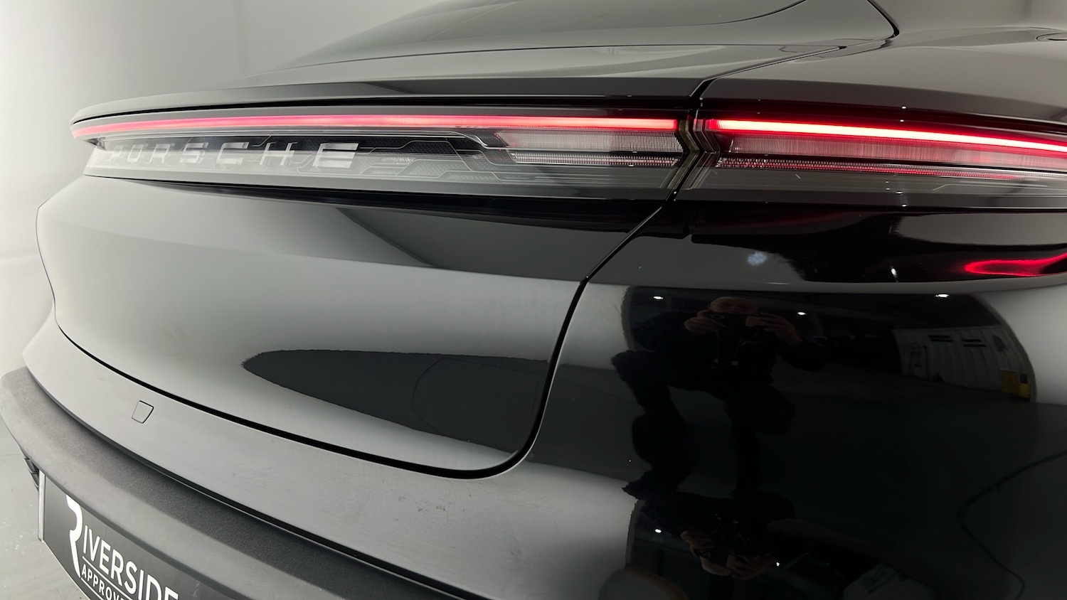 Used Porsche Taycan 2021 for sale - 76487191: Photo 27