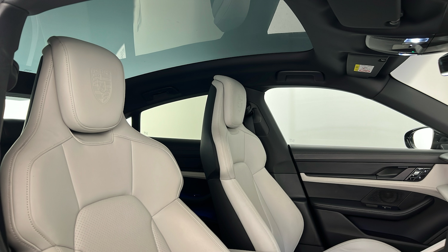 Used Porsche Taycan 2021 for sale - 76487191: Photo 34