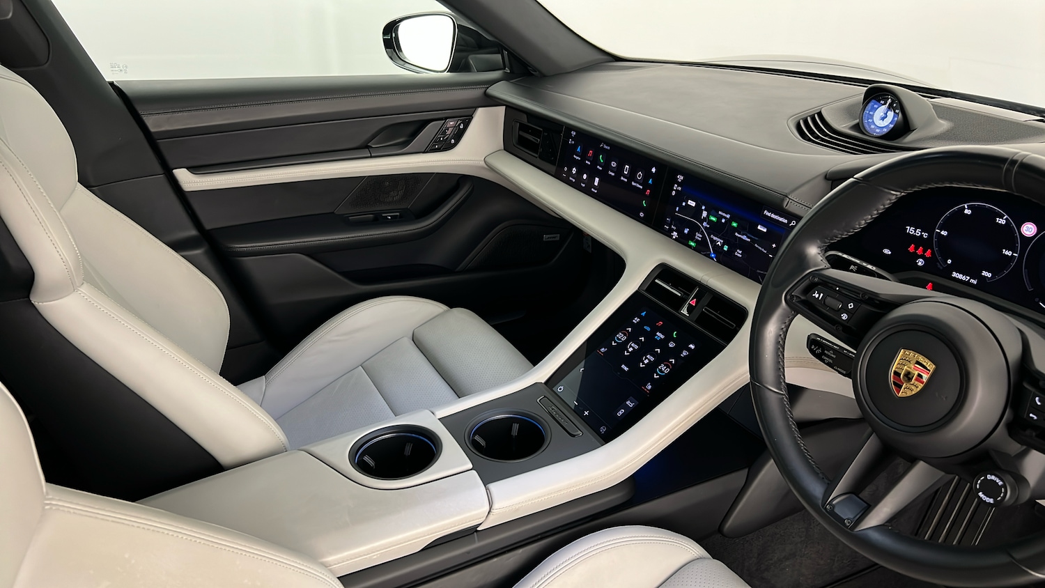 Used Porsche Taycan 2021 for sale - 76487191: Photo 35