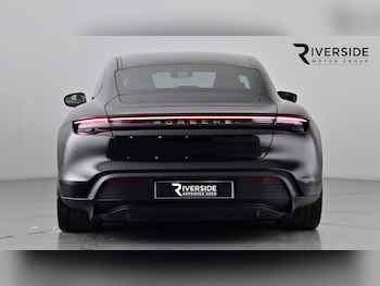 Used Porsche Taycan 2021 for sale - 76487191: Photo