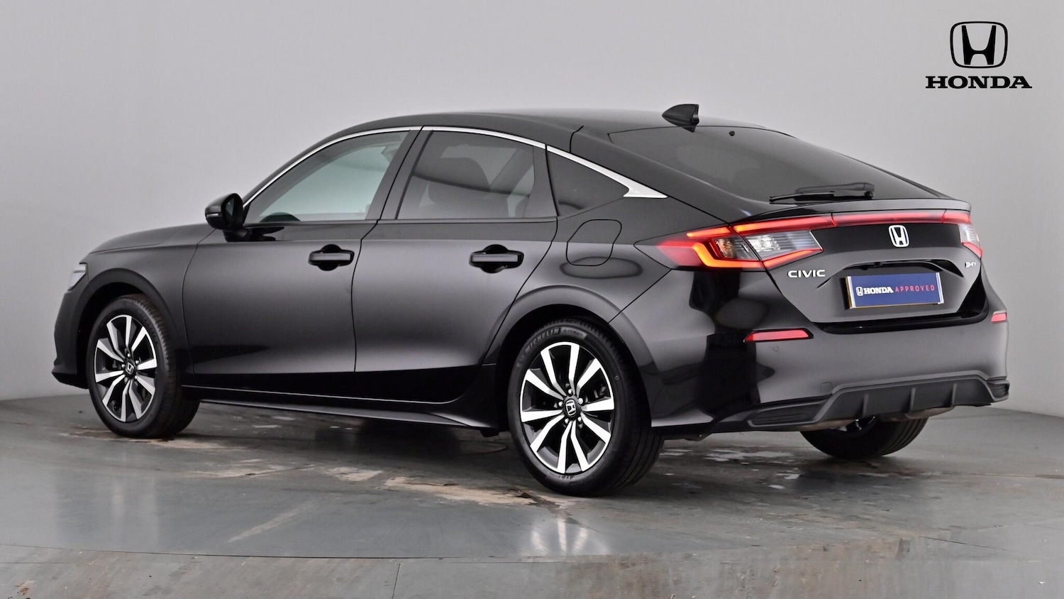 Used Honda Civic 2025 for sale - 78000329: Photo 2