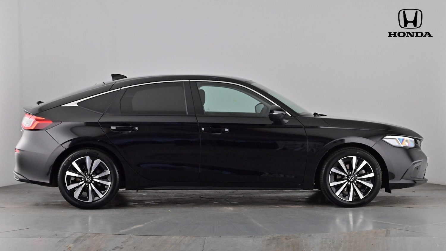 Used Honda Civic 2025 for sale - 78000329: Photo 3