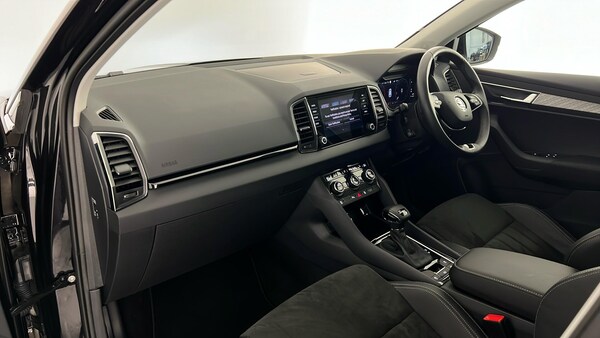 Used Skoda Karoq 2025 for sale - 76154607: Photo 8