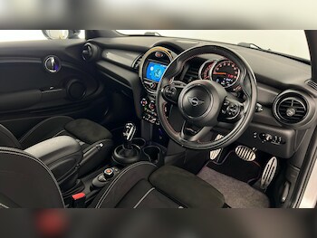 Used MINI Hatch 2019 for sale - 76731644: Photo