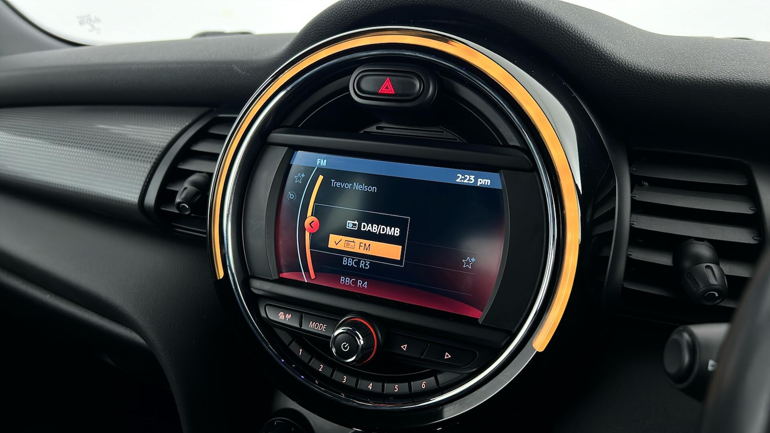 Used MINI Hatch 2019 for sale - 76731644: Photo 41