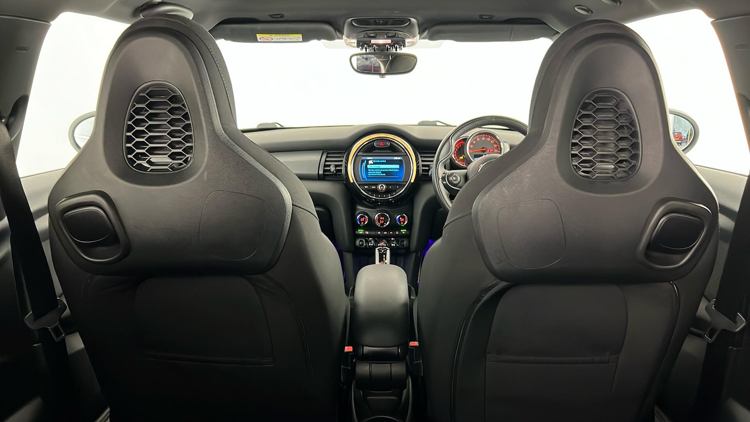 Used MINI Hatch 2019 for sale - 76731644: Photo 48