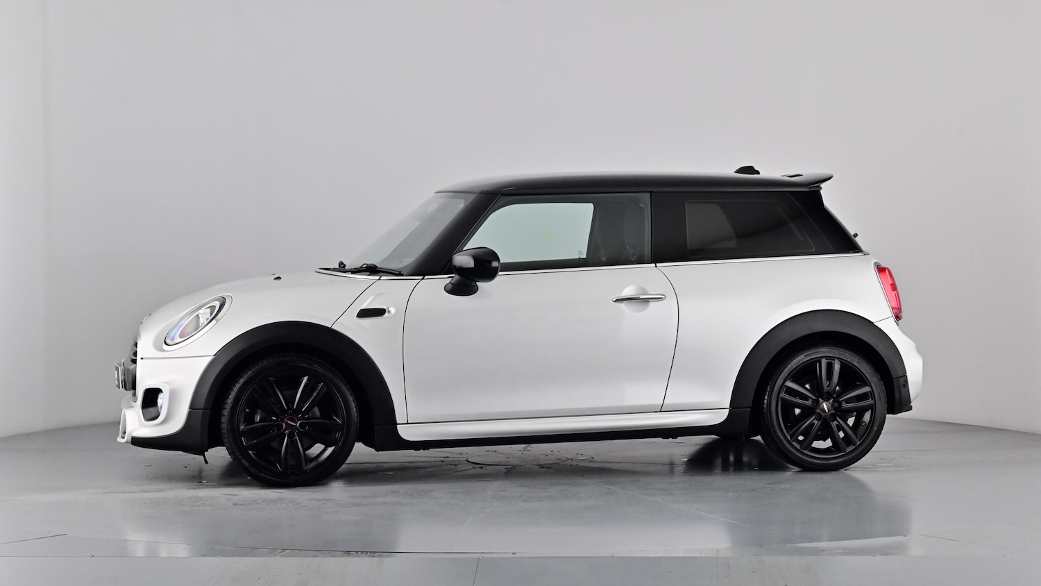 Used MINI Hatch 2019 for sale - 76731644: Photo 61