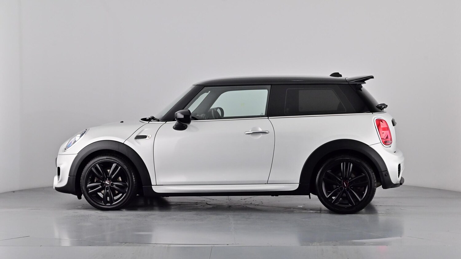 Used MINI Hatch 2019 for sale - 76731644: Photo 63