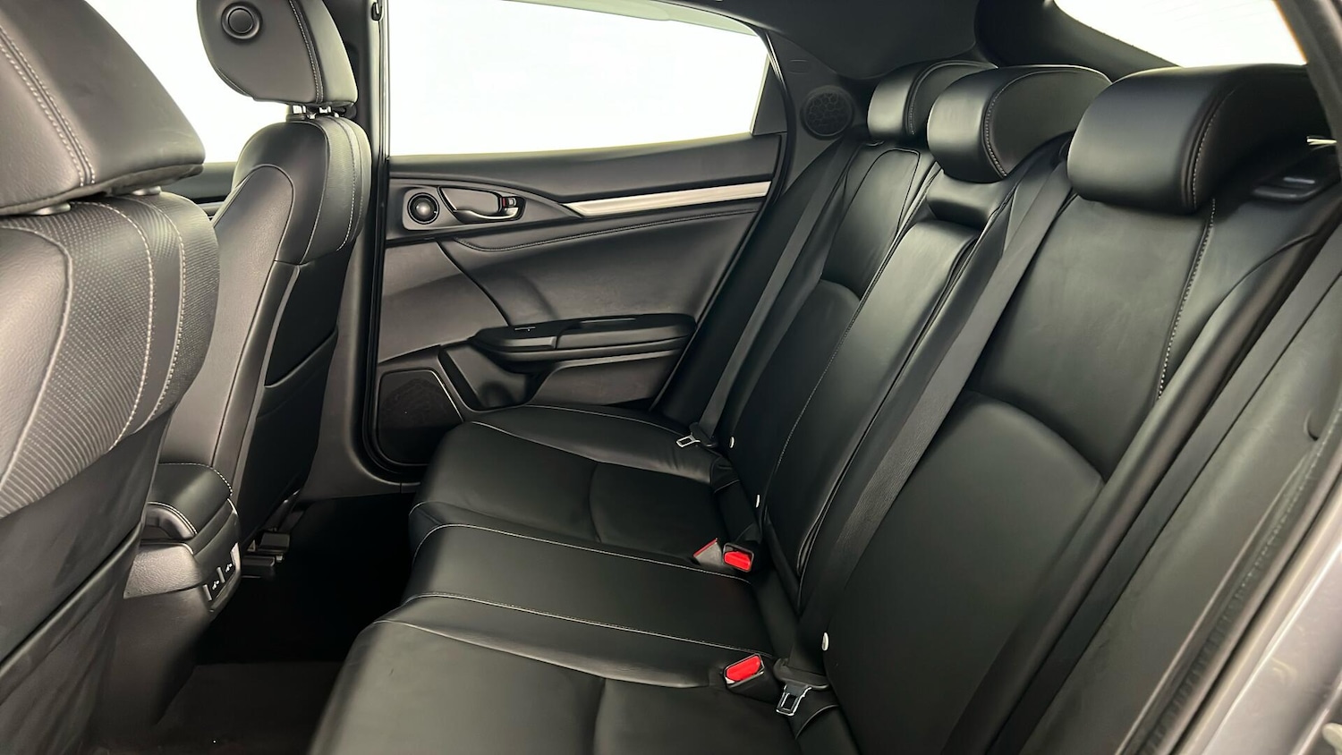 Used Honda Civic 2018 for sale - 76966543: Photo 11