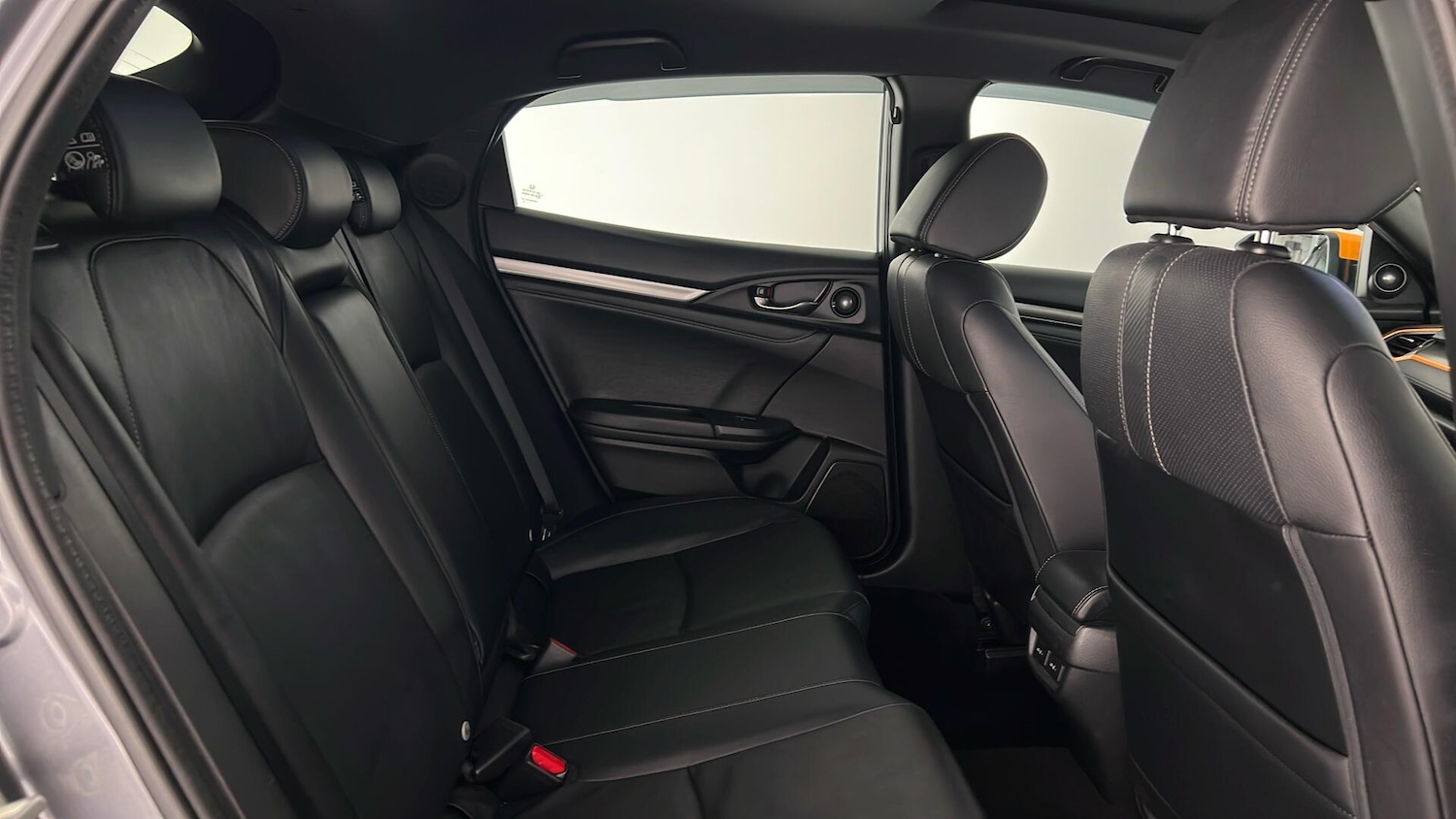 Used Honda Civic 2018 for sale - 76966543: Photo 13